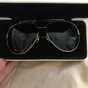 Versace Men’s Aviator Sunglasses (Gold)